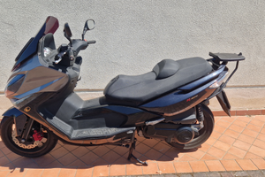 Kimco xciting 300 R