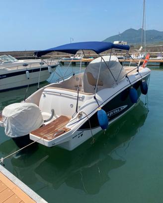 Barca MANO 23.10 WOLKERAUND