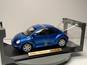 Maisto 1/18 Volkswagen New Beetle (autoart burago
