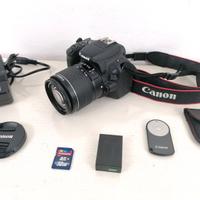 Canon 200d Wi-Fi Touch FULL HD PARI AL NUOVO