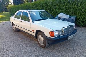 Mercedes Benz 190E