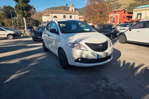 Lancia Ypsilon 1.2 69 CV 5 porte S&S Gold - NUOVA