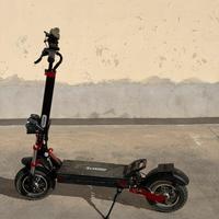 Monopattino Elettrico iScooter iX8 2 motori 2400W