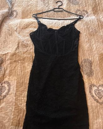 Vestito pizzo nero