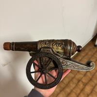 Cannone docorativo stile antico