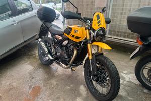 Triumph scrambler 400 xc 2025