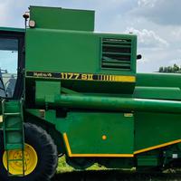 Mietitrebbia JOHN DEERE 1177 autolivellante