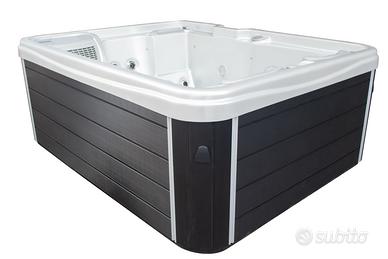 Minipiscina idromassaggio 3 posti balboa led