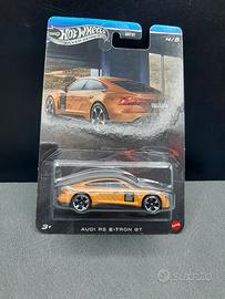 1:64 hot wheels silver audi rs e-tron gt