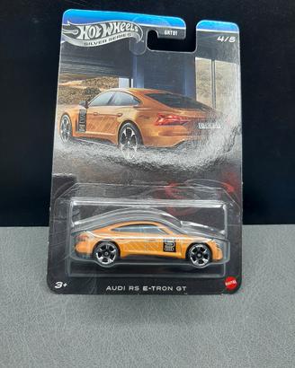 1:64 hot wheels silver audi rs e-tron gt