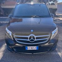 Mercedes  v220 avangard