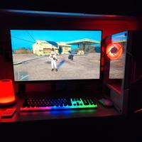 PC GAMING PRONTO ALL'USO CON ACCESSORI 