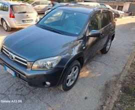 Toyota RAV 4 RAV4 2.2 D-4D 177 CV Sol Plus