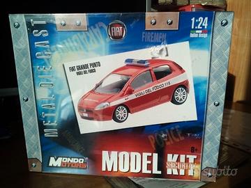 MODELLO FIAT PUNTO VIGILI DEL FUOCO IN KIT