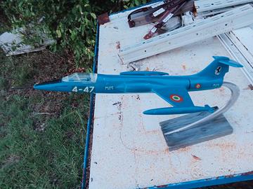 F 104 fomaer