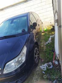 c4 benzina 90mila km NON PARTE