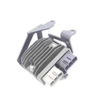 REGOLATORE DI TENSIONE TRIUMPH STREET TRIPLE R 765