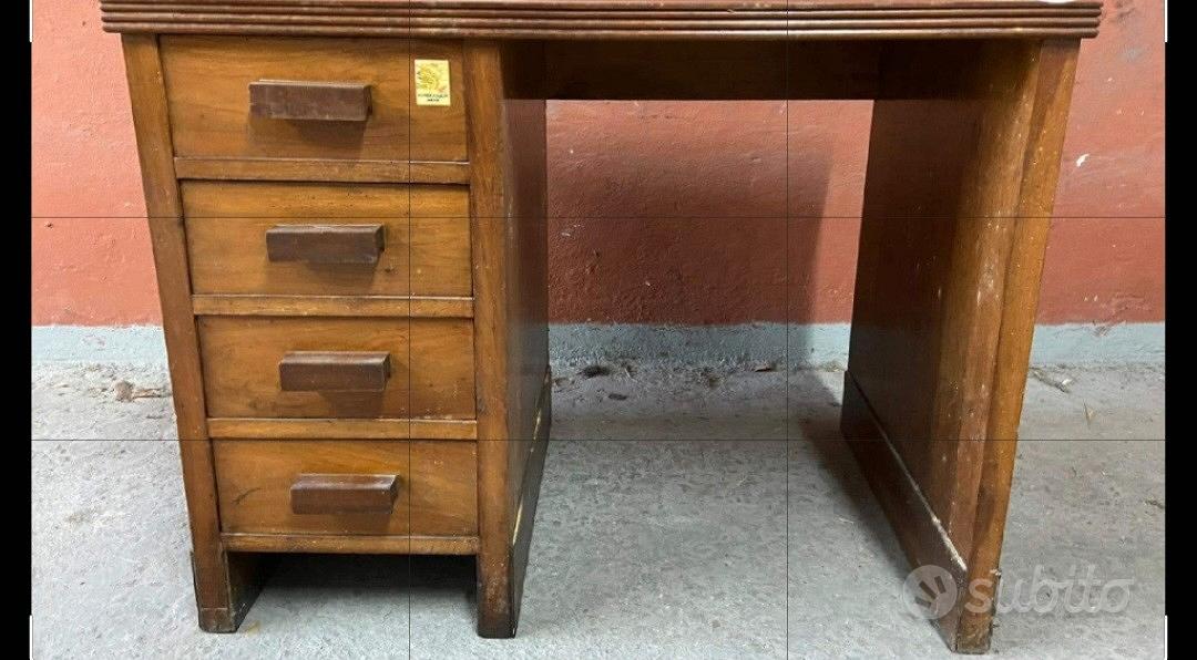 Piccolo scrittoio in legno, anni '40