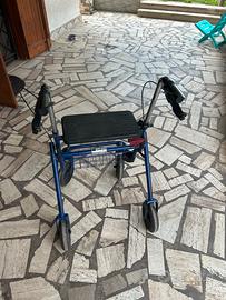 Deambulatore pieghevole