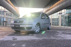 FIAT Punto 1.2i Cat. 5P. Neopatentati