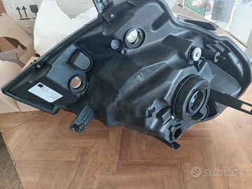 Faro sx laguna III Xenon 260600040R 