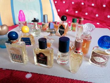 da collezione bottiglie mignon di profumo original