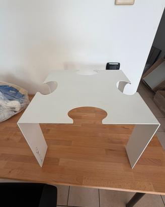 Tavolino design in ferro bianco