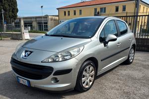 Peugeot 207 1.4 HDi 70CV 5p. ONE Line