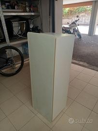 Pensili anta in cristallo color latte