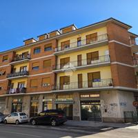 5 LOCALI A ASCOLI PICENO