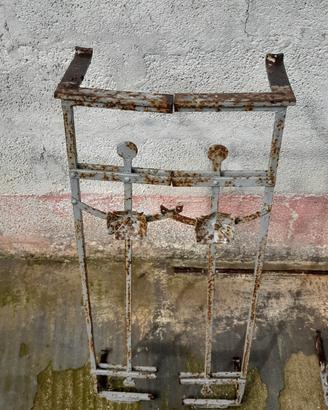 antichi angoli per ringhiera balcone 