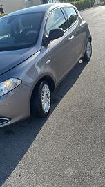 Lancia ypsilon GPL