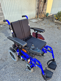 Sedia a rotelle elettronica