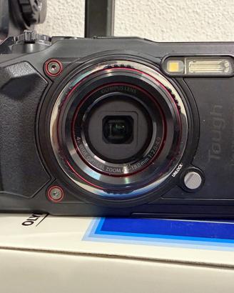 Olympus tg6 e scafandro pt-059