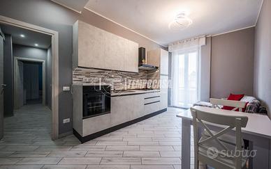 TRILOCALE COMPLETAMENTE RISTRUTTURATO