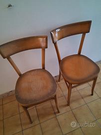 sedie in legno.