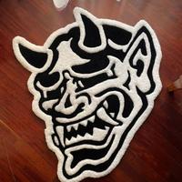 Tappeto Maschera Oni Giapponese fatto a mano