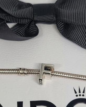 Charm Pandora Originale Lettera F 