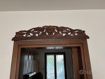 Decorazioni indiane in legno