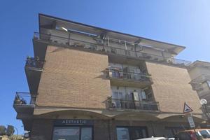 Appartamento di 130 m² con 5 locali a Mentana