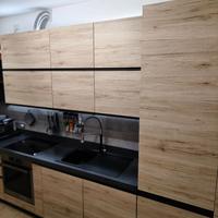 Cucina moderna angolare + Tavolo allungabile