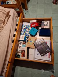 cassetto portaoggetti