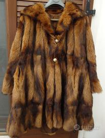 Pelliccia di puzzola con cappuccio, cappotto nuovo