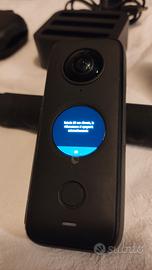 Insta360 X2 – Kit Completo Creator/Moto/Sub