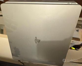 PS4 Slim 500 GB + controller originale – perfettam