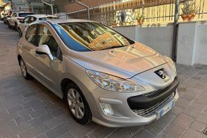 PEUGEOT 308 1.6 HDi 90CV 5 porte Tecno