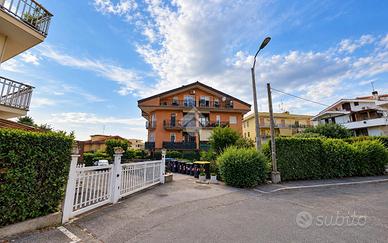 2 LOCALI A MARINO