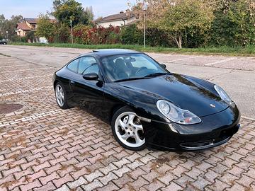 Porsche 911 996 Carrera 4