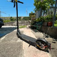 Monopattino Xiaomi Scooter Pro 2