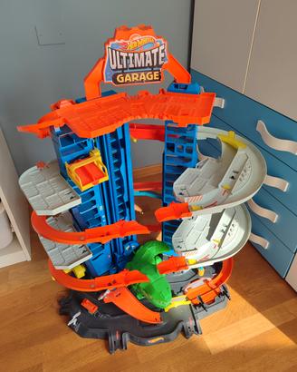 Hotweels ultimate garage 